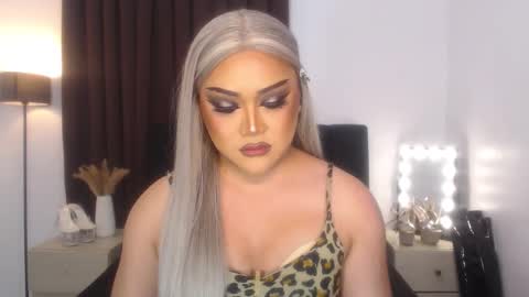 Snapshot of seductivelolalola chatting on 18, 2, 2025 Natalie Mefford online show from 18, 2, 2025