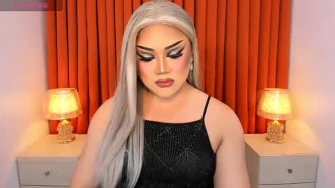 Snapshot of seductivelolalola chatting on 24, 2, 2025 Natalie Mefford online show from 24, 2, 2025