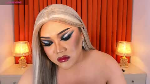 Snapshot of seductivelolalola chatting on 27, 2, 2025 Natalie Mefford online show from 27, 2, 2025