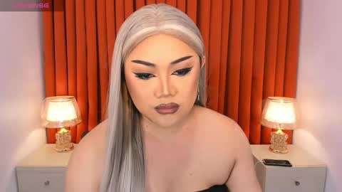 Snapshot of seductivelolalola chatting on 28, 2, 2025 Natalie Mefford online show from 28, 2, 2025