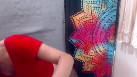 Snapshot of seductresstsjulia chatting on 15, 12, 2025 Julia Starlette online show from 15, 12, 2025