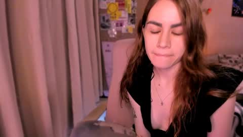 Snapshot of selectrra chatting on 5, 6, 2026 selectrra online show from 5, 6, 2026