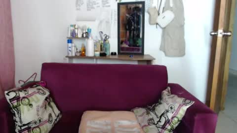 seleena_01 online show from 28, 1, 2025