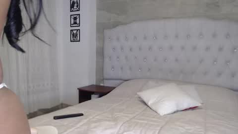 Snapshot of seleena__ chatting on 9, 2, 2025 seleena__ online show from 9, 2, 2025