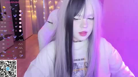 Snapshot of selena___cute chatting on 10, 2, 2026 Selena online show from 10, 2, 2026