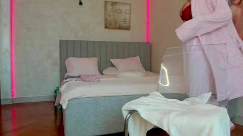 Snapshot of selena_reeves chatting on 16, 4, 2026 Selena online show from 16, 4, 2026