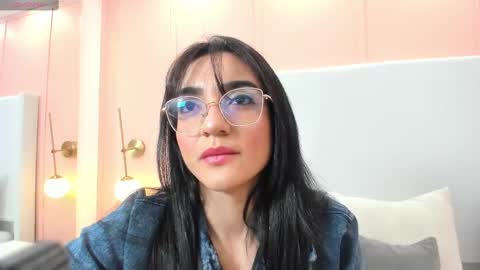 Selena Rous online show from 11, 9, 2025