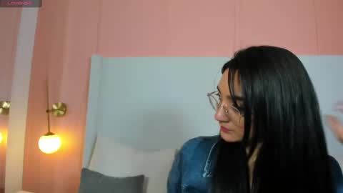 Selena Rous online show from 12, 9, 2025