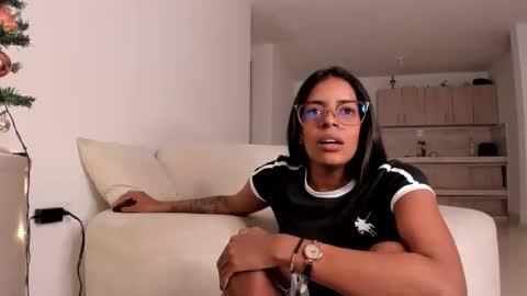 Snapshot of selenahoot chatting on 20, 12, 2025 Adriana3 online show from 20, 12, 2025