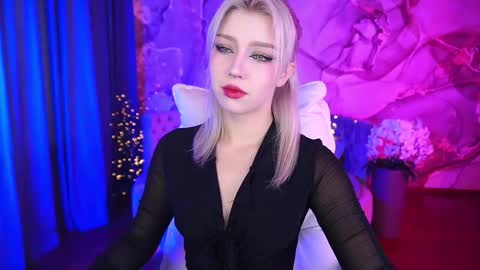 selenairis online show from 22, 9, 2025