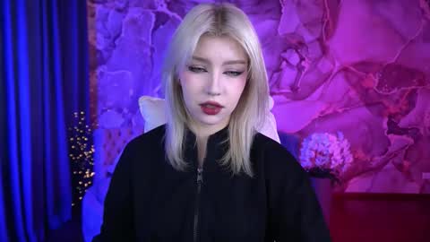 selenairis online show from 27, 9, 2025