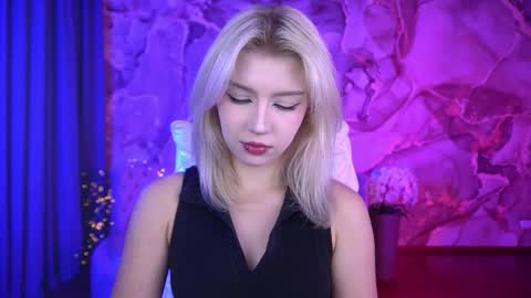 selenairis online show from 21, 10, 2025