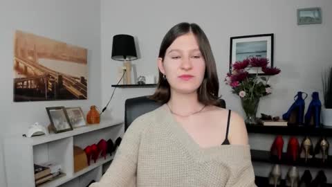 s e l e n a online show from 13, 5, 2026