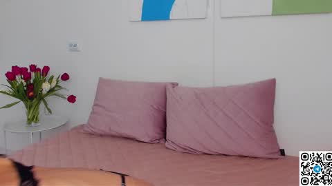 Snapshot of selenarousey chatting on 7, 3, 2026 Selena online show from 7, 3, 2026