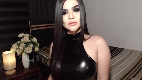 Snapshot of selenashemale chatting on 4, 12, 2024 Selena online show from 4, 12, 2024