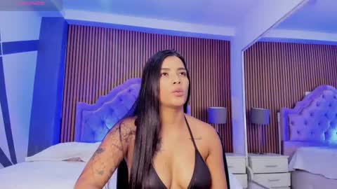 selenastonne online show from 13, 9, 2025