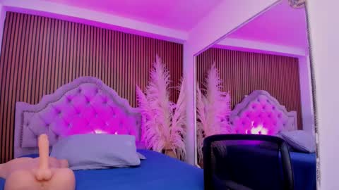 selenastonne online show from 22, 12, 2025