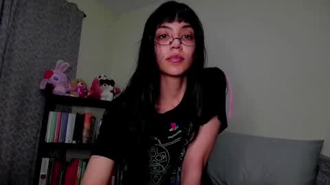 Snapshot of selene_hebe chatting on 29, 4, 2026 selene_hebe online show from 29, 4, 2026