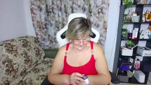 Selenna online show from 4, 1, 2025