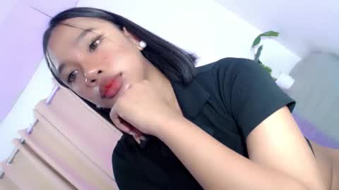 Snapshot of selfsuckercum69 chatting on 2, 12, 2025 Jessy online show from 2, 12, 2025