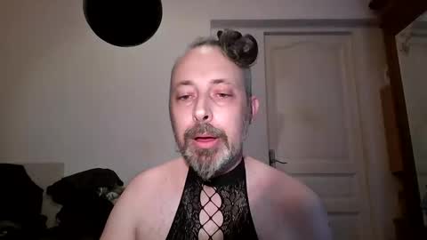 Snapshot of selfsuckin35 chatting on 27, 10, 2025 call me how you want its ok online show from 27, 10, 2025