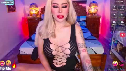 Snapshot of selina_diorxxx chatting on 3, 12, 2025 Will You Be My CumDumpster in Real Drink My Milk online show from 3, 12, 2025