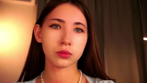 Snapshot of selinadiercks chatting on 5, 12, 2025 Elizabeth online show from 5, 12, 2025