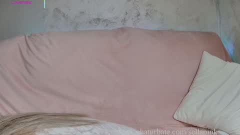 My name is Sella and im Bisexual online show from 4, 2, 2026