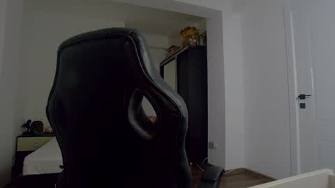 Snapshot of sellena_angel chatting on 17, 1, 2026 sellena_angel online show from 17, 1, 2026