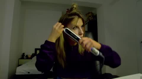 Snapshot of sellena_angels chatting on 14, 4, 2026 sellena_angels online show from 14, 4, 2026