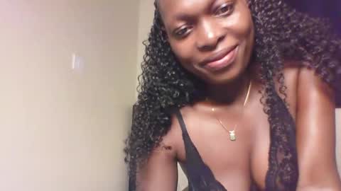 Snapshot of sellinprencess2 chatting on 9, 4, 2026 verah online show from 9, 4, 2026