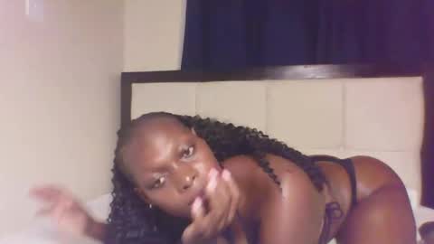 Snapshot of sellinprencess2 chatting on 12, 4, 2026 verah online show from 12, 4, 2026