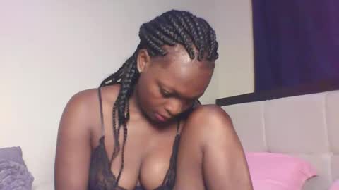 Snapshot of sellinprencess2 chatting on 3, 5, 2026 verah online show from 3, 5, 2026