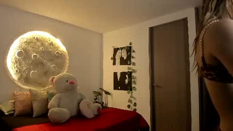 Snapshot of selyn_ chatting on 21, 6, 2026 Selyn online show from 21, 6, 2026