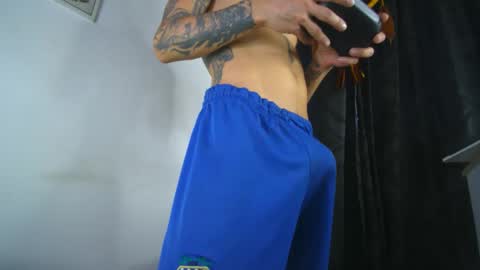 Snapshot of sem_alas chatting on 2, 11, 2025 sem_alas online show from 2, 11, 2025