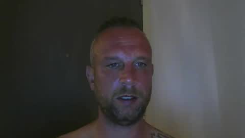 Snapshot of sence08 chatting on 17, 10, 2025 sence08 online show from 17, 10, 2025