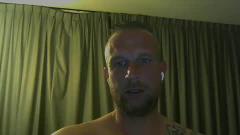 Snapshot of sence08 chatting on 2, 4, 2026 sence08 online show from 2, 4, 2026