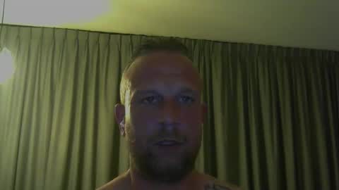 Snapshot of sence08 chatting on 4, 4, 2026 sence08 online show from 4, 4, 2026