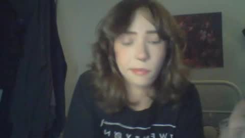 Snapshot of sendforesme chatting on 25, 10, 2025 goddess esme  online show from 25, 10, 2025