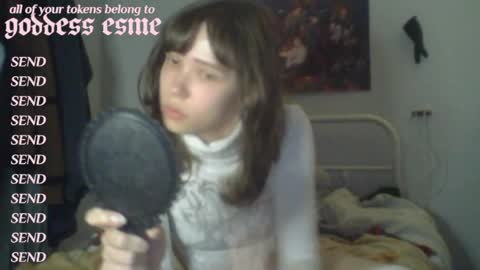 Snapshot of sendforesme chatting on 24, 4, 2026 goddess esme online show from 24, 4, 2026