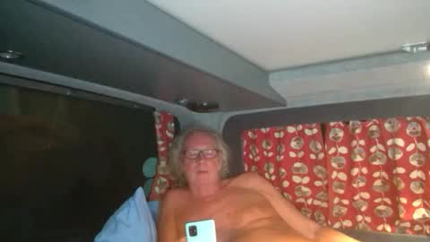 Snapshot of seniorfuntime1556 chatting on 25, 11, 2025 Summiteer online show from 25, 11, 2025