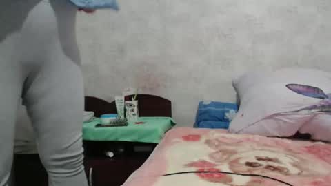 Snapshot of seniorita333 chatting on 24, 11, 2025 Lenna online show from 24, 11, 2025