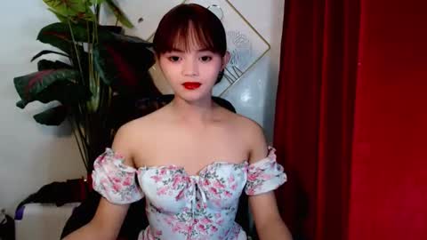 Snapshot of sensational_yeng chatting on 28, 10, 2025 sensational_yeng online show from 28, 10, 2025