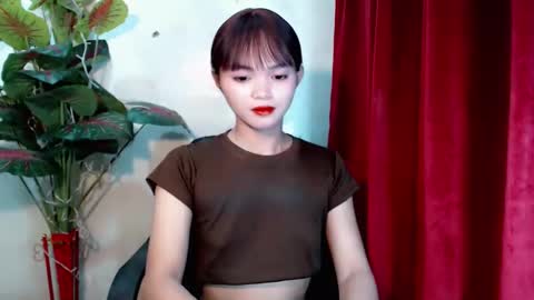 Snapshot of sensational_yeng chatting on 20, 11, 2025 sensational_yeng online show from 20, 11, 2025