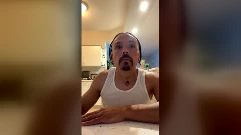 Snapshot of sensay_mtz chatting on 7, 3, 2026 sensay mtz online show from 7, 3, 2026