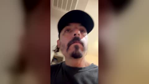 Snapshot of sensay_mtz chatting on 2, 4, 2026 sensay mtz online show from 2, 4, 2026