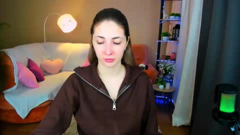 sensitiveheartt online show from 15, 11, 2025