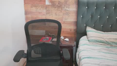 senssual_goddess online show from 5, 3, 2025