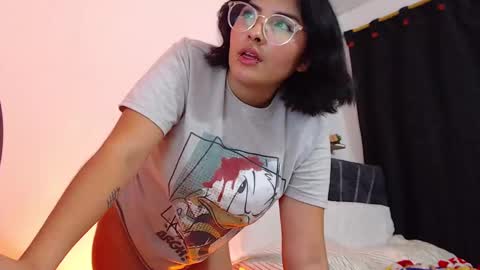 Snapshot of sensual_flame chatting on 4, 12, 2024 Camille and sophie online show from 4, 12, 2024