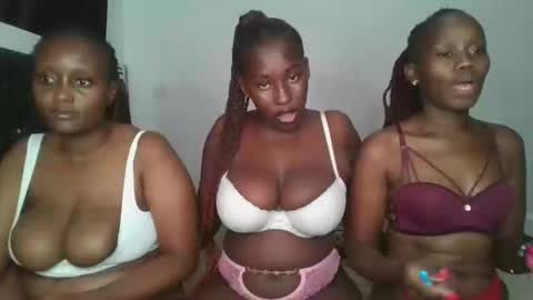 Snapshot of sensual_ria chatting on 30, 3, 2026 sensual_ria online show from 30, 3, 2026